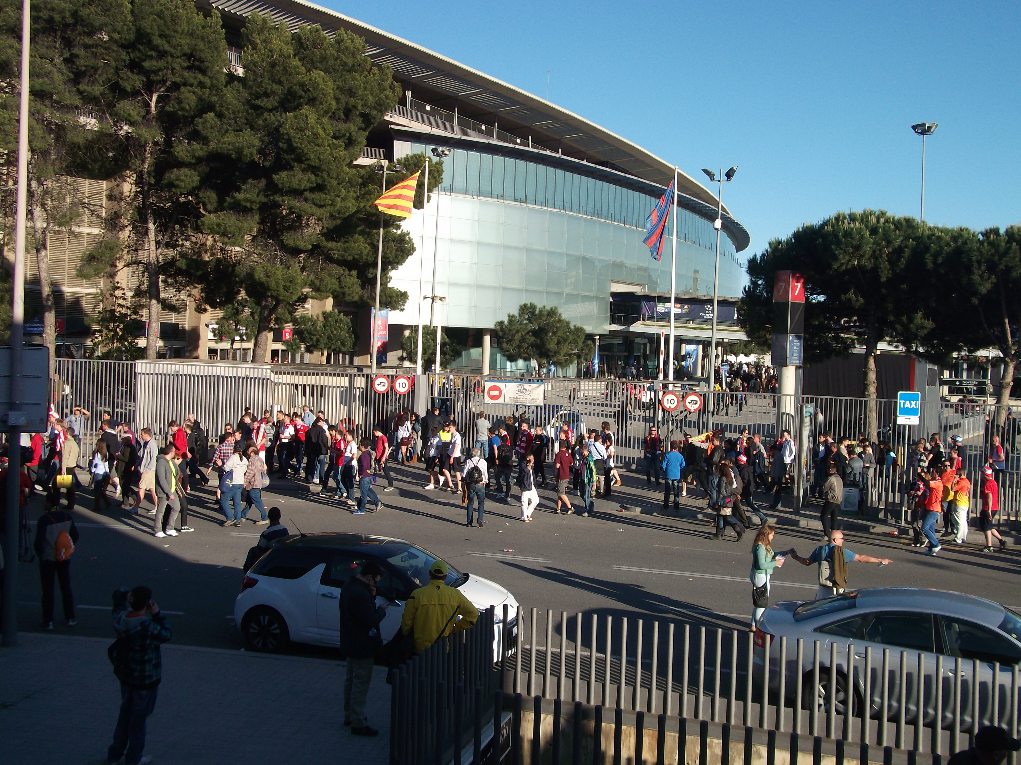 Camp Nou Barcelona El Clasico 10/5 mui gio lich xem 21:00 CEST