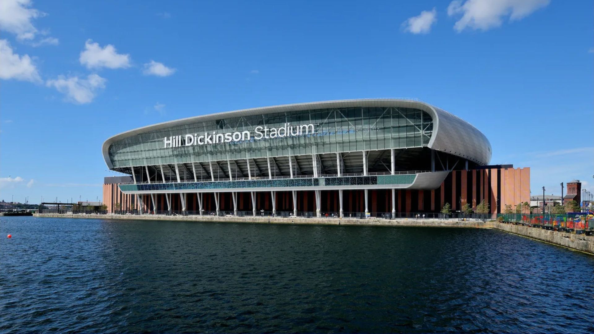 Hill Dickinson Stadium bên bờ sông Mersey — sân nhà mới của Everton, nơi đón trận Merseyside Derby đầu tiên ngày 19/4/2026