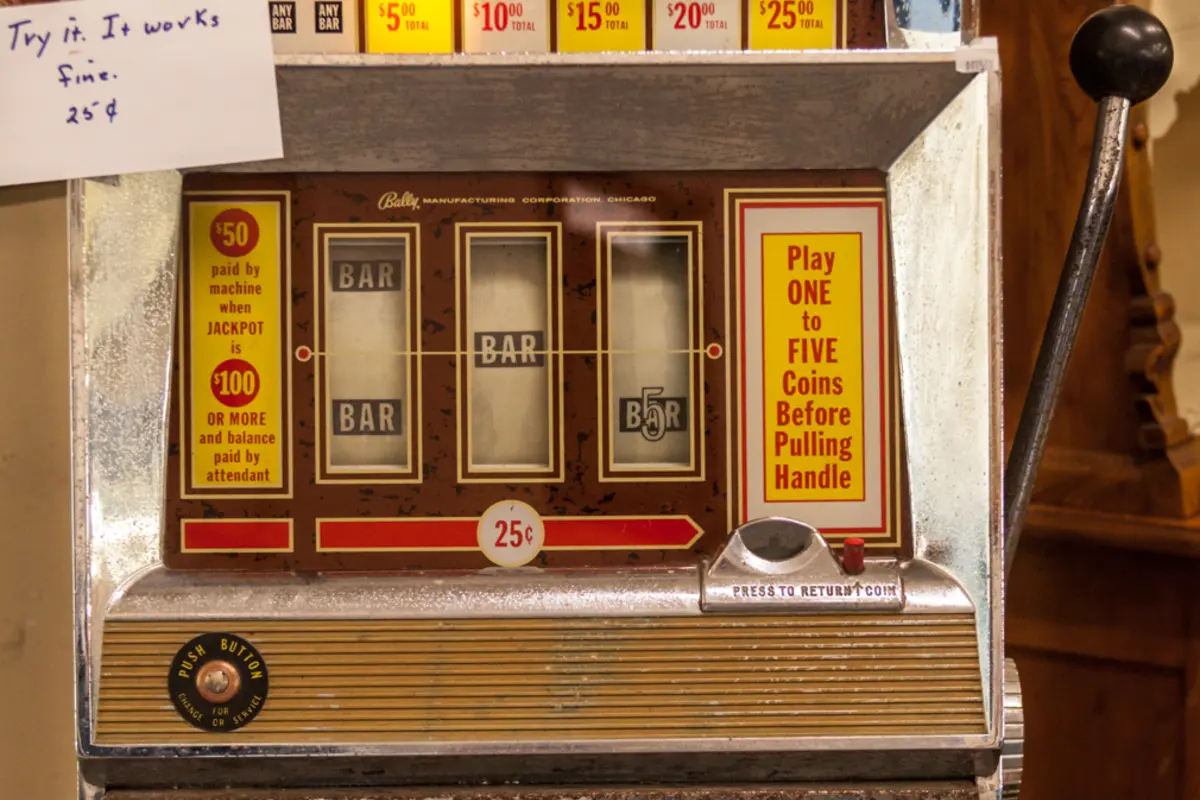 Super Ace vs Mahjong Ways 2: the Jili vs PG Soft flagship head-to-head