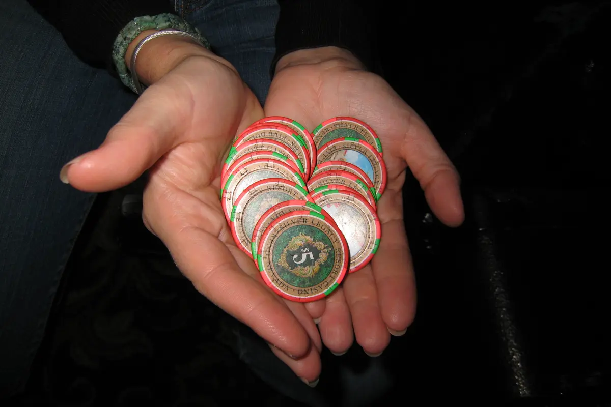 Microgaming vs Habanero: back-catalogue depth head-to-head