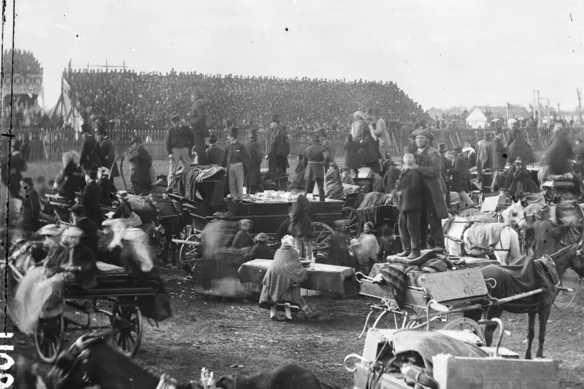 Crazy Time vs Lightning Roulette: Evolution live-dealer showdown